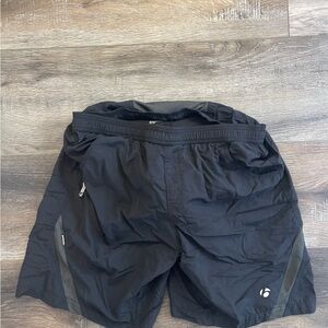 Bontrager Men's Black mountain biking Shorts EUC size L